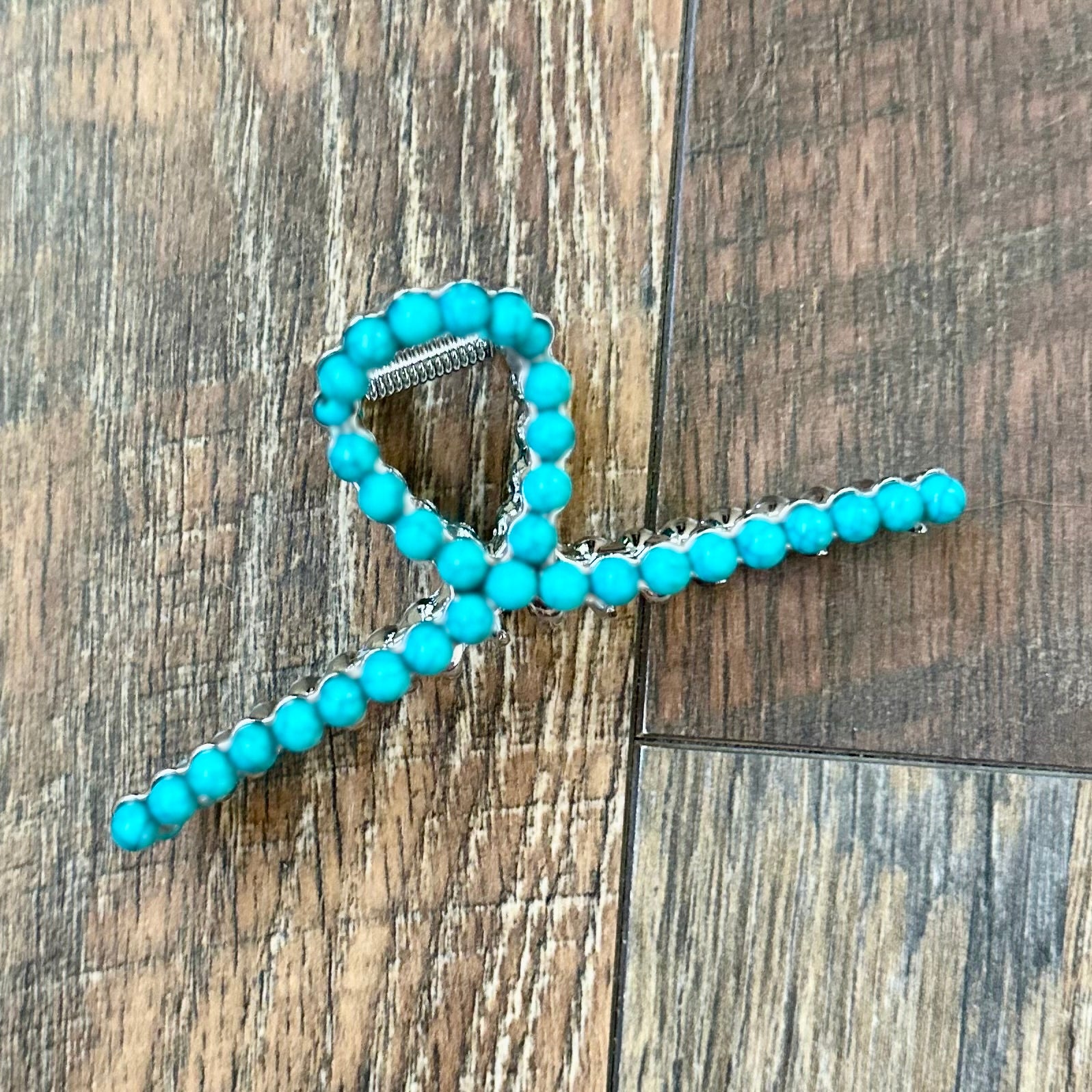 *Turquoise Stone Claw Clip